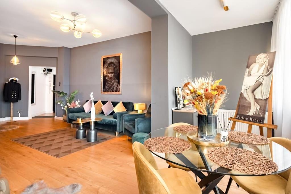 Intercontinental Apart - Massage Terrace Fireplace Bucureşti Ngoại thất bức ảnh