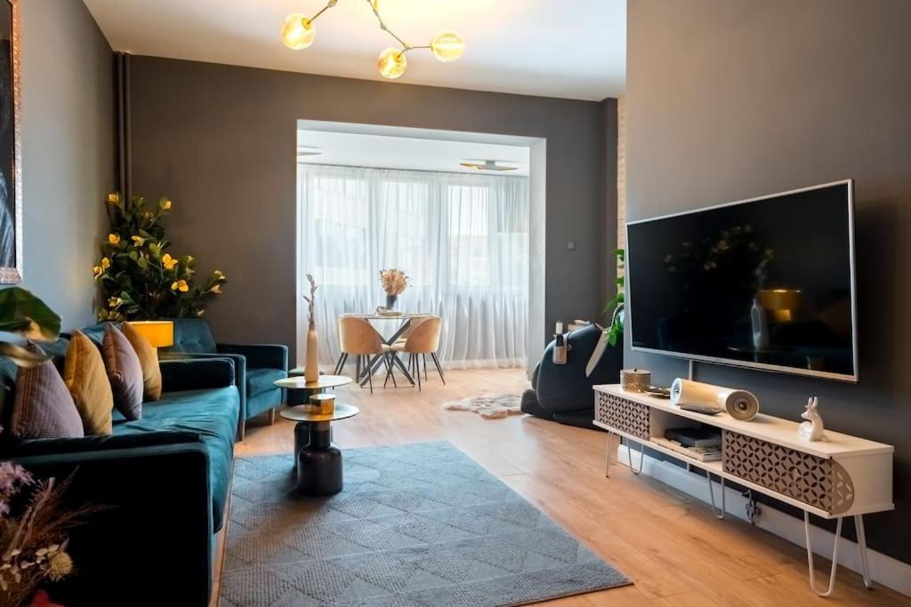 Intercontinental Apart - Massage Terrace Fireplace Bucureşti Ngoại thất bức ảnh