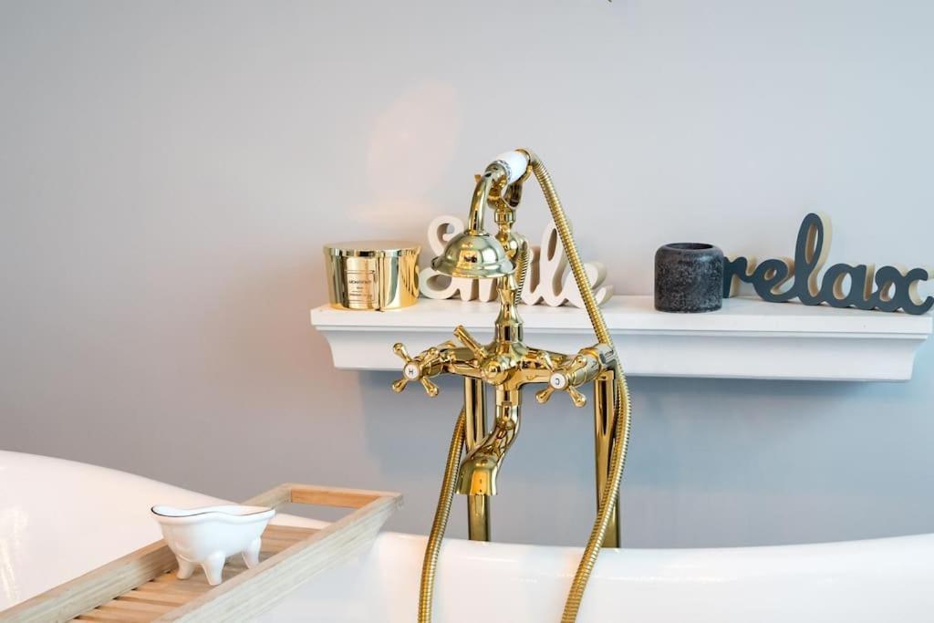 Intercontinental Apart - Massage Terrace Fireplace Bucureşti Ngoại thất bức ảnh